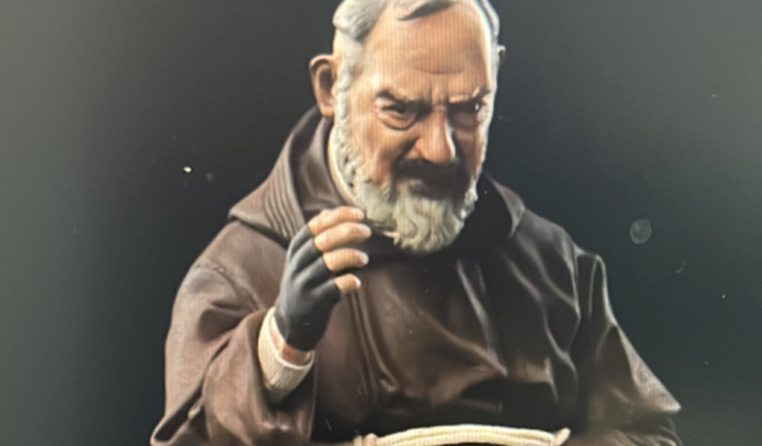 Ajuda para comprar imagem São Padre Pio de Pietrelcina