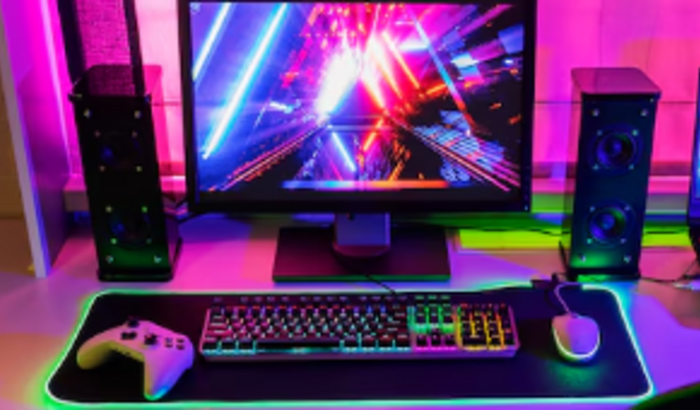 Adoraria ter um pc bom para jogar diversos jogos e além disso estudar! So que apenas tenho um pc que não roda nenhum jg