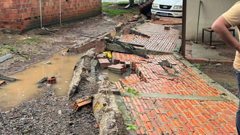 Ajuda para readquirir tudo o que foi levado pela enchente 🙏🏻