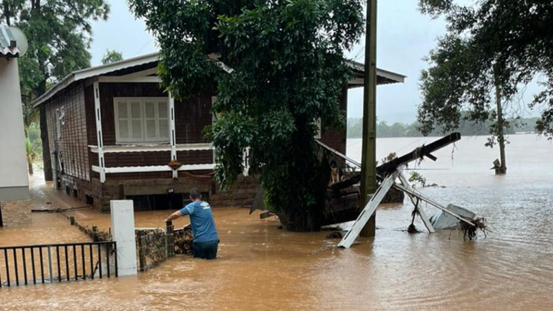 Projeto Vakinha em prol da Andry & Jian e família 