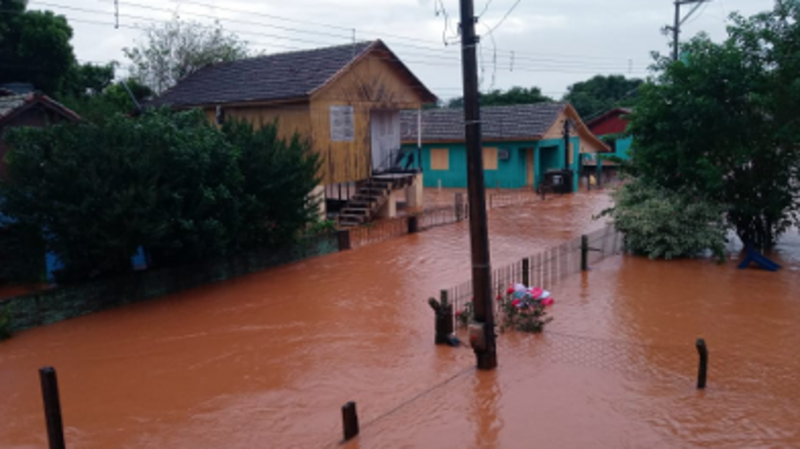 PESSOAS AFETADAS PELA ENCHENTE 