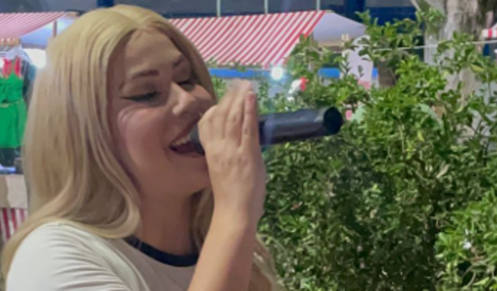 Uma JBL pra Alice K 🎤