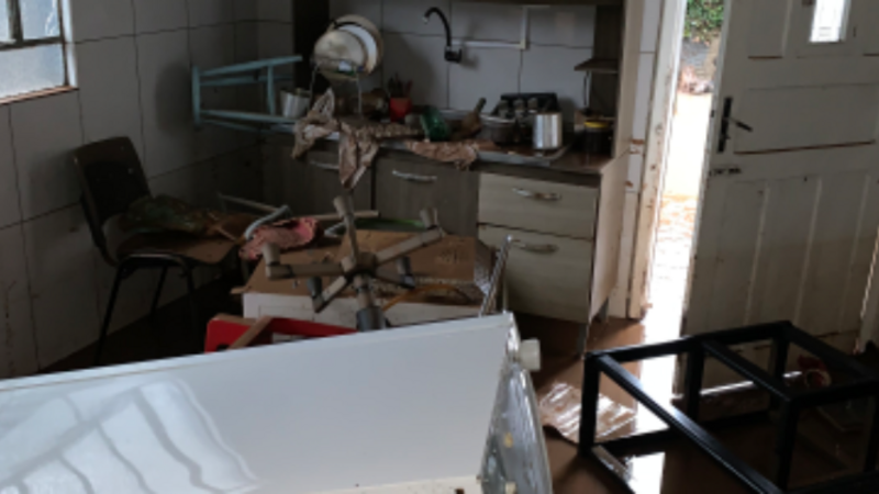 Nos ajude com os estragos que a enchente causou 