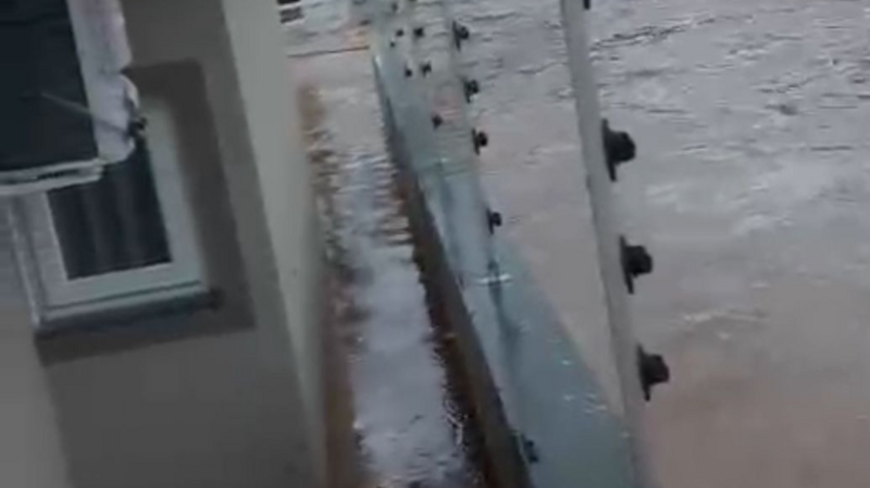  casa do Evandro e familia foi inundada na enchente em tres coroas, danificando a casa e todos os movéis.