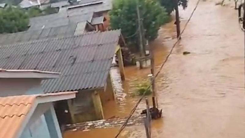 Ajude a Família de Monieli e Jerônimo que perderam tudo na enchente em Três Coroas