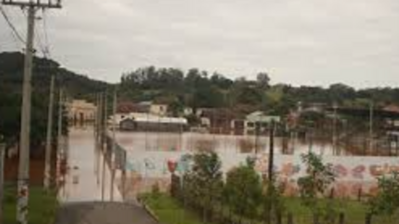 Ajuda Vó Rose a se recuperar da enchente