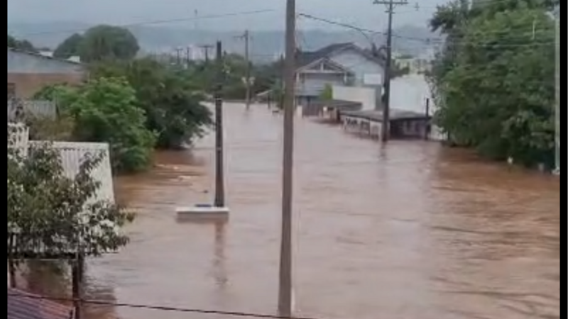 SOS ENCHENTE: ajude a família da Mari a reconstruir a vida