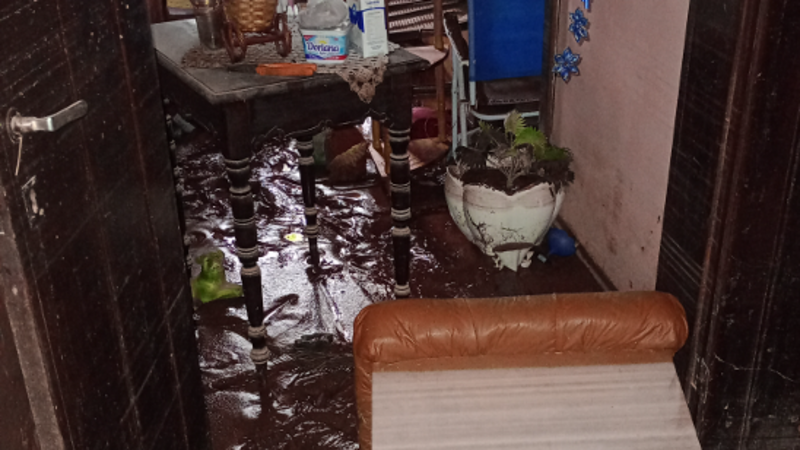 Ajude minha tia Marlise , perdeu os bens devido a enchente.