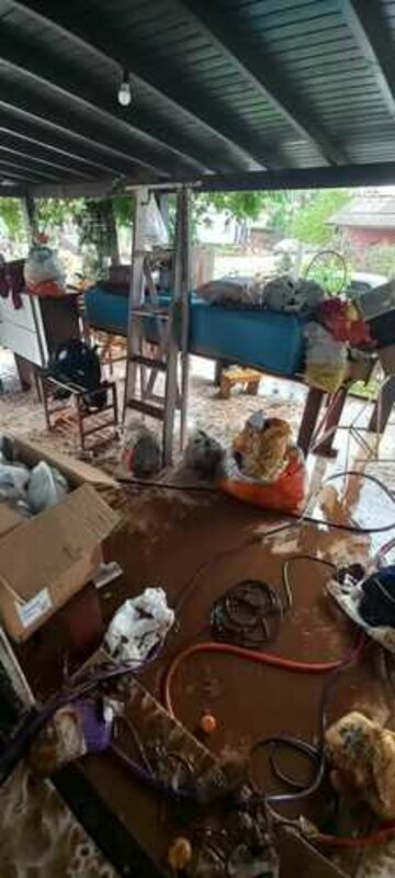 Ajude a reconstrução após enchente 