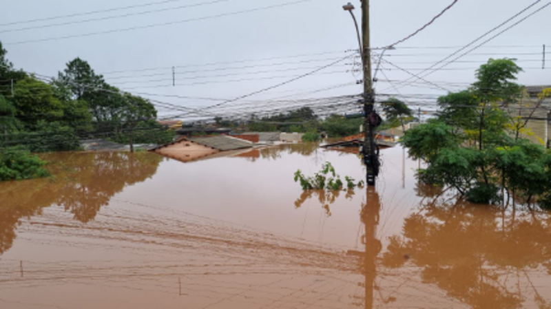 Ajude meus avós que perderam tudo nas enchentes do RS