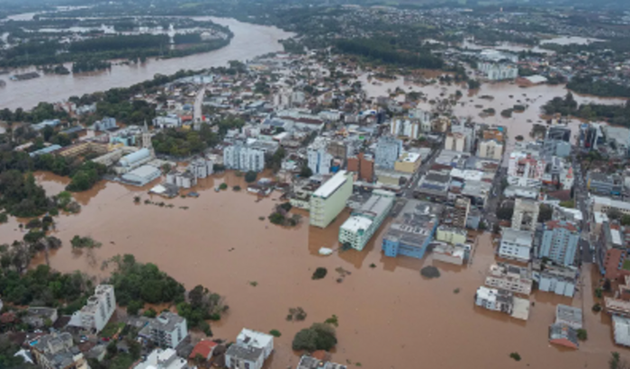 Grazi e Heitor - Chuvas no RS