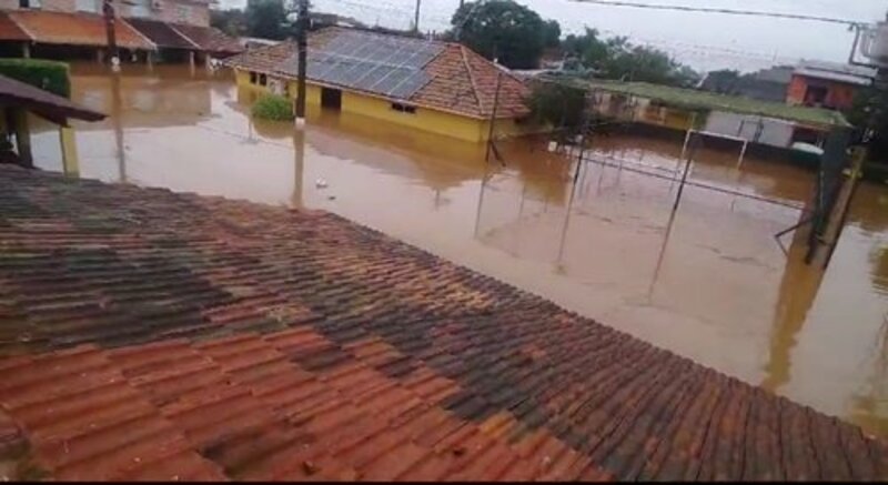Reconstruir a casa do Tio Luís enchente em Canoas