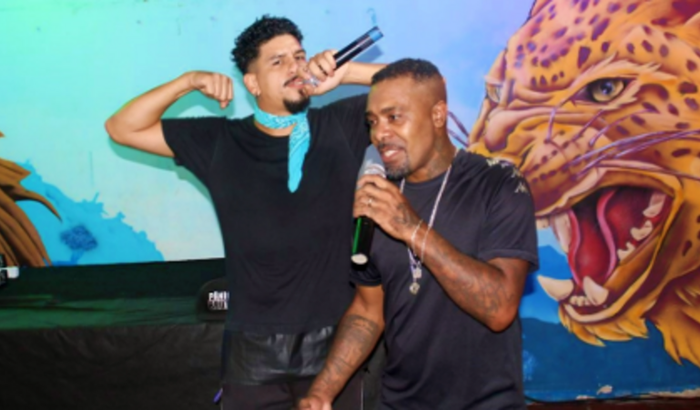 Ajude a dupla Aquarius e Negro D