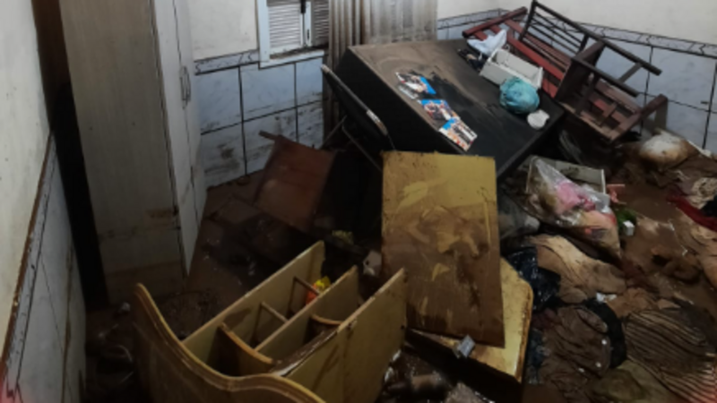 Reconstruindo Juntos a casa da tia  Teresa