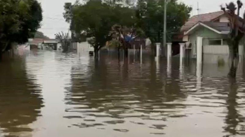 Apoie nossa Família na Reconstrução Pós-Enchente!