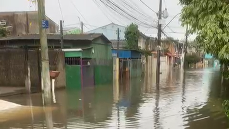 ENCHENTE BAIRRO SARANDI / RECONSTRUÇÃO  CASA DONA ERACY 
