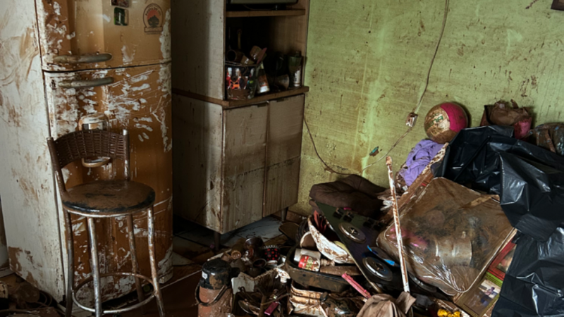 AJUDE MINHA MÃE QUE PERDEU TUDO NA ENCHENTE! NOS AJUDE A RECOMEÇAR 🙏🏽