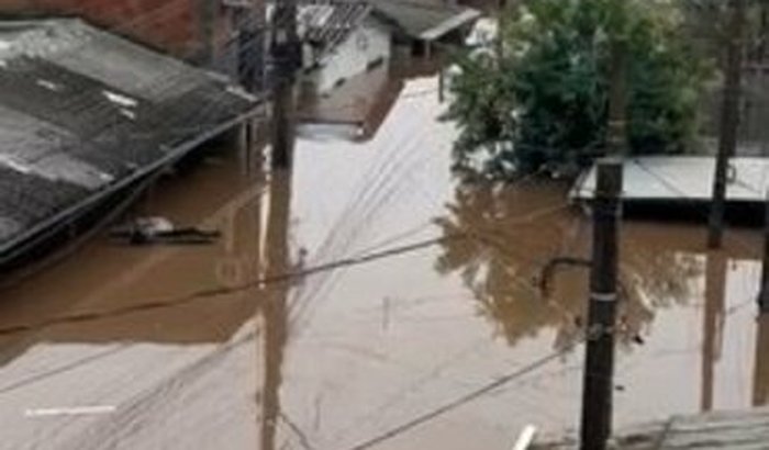 Minha família que perdeu tudo 🙂↕️