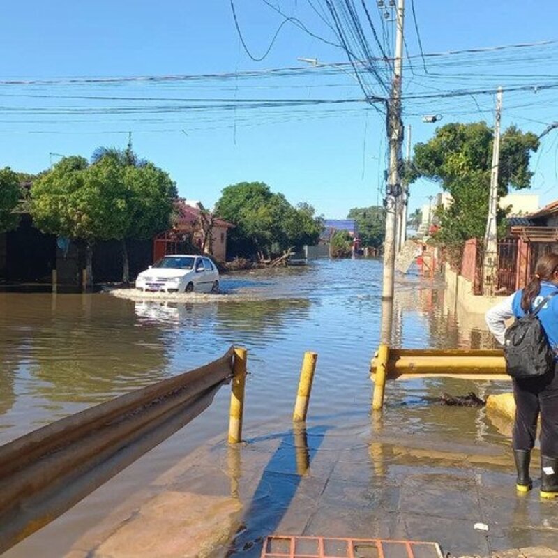 Ajuda para recomeçar após inundações RS