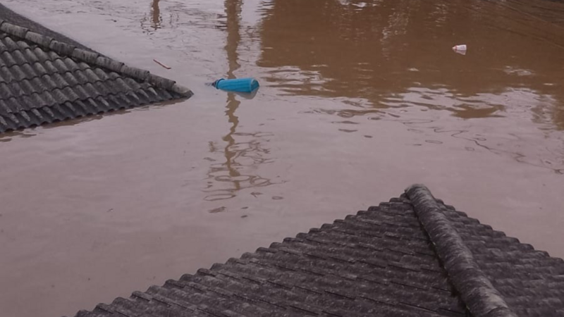 Ajuda para família que perdeu tudo em Canoas/RS