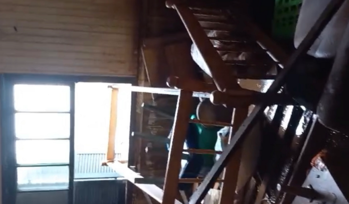 Ajude meus pais a reconstruirem seu lar!