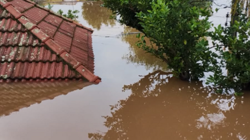 Arrecadação para vítimas das enchentes do RS