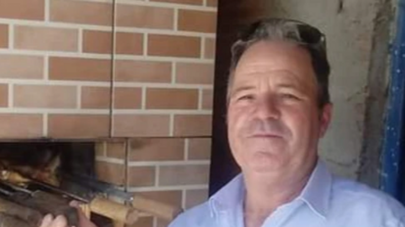 Ajude meu pai que perdeu tudo na enchente em Canoas-RS