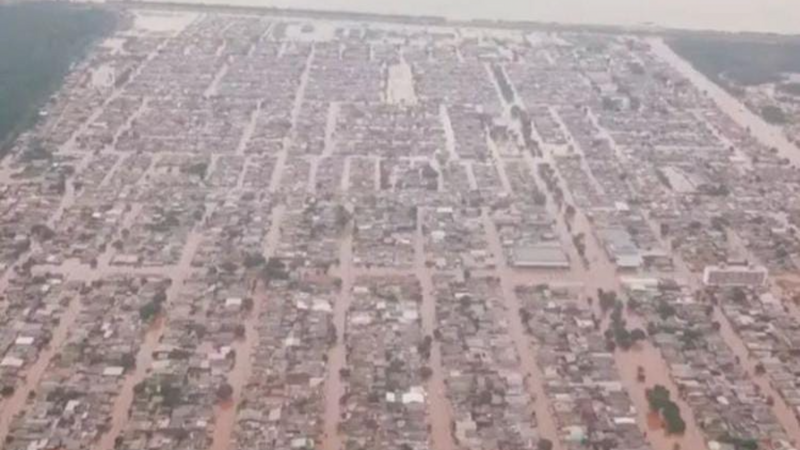 Ajudando a reconstruir/ Enchente Cohab-Santa Rita