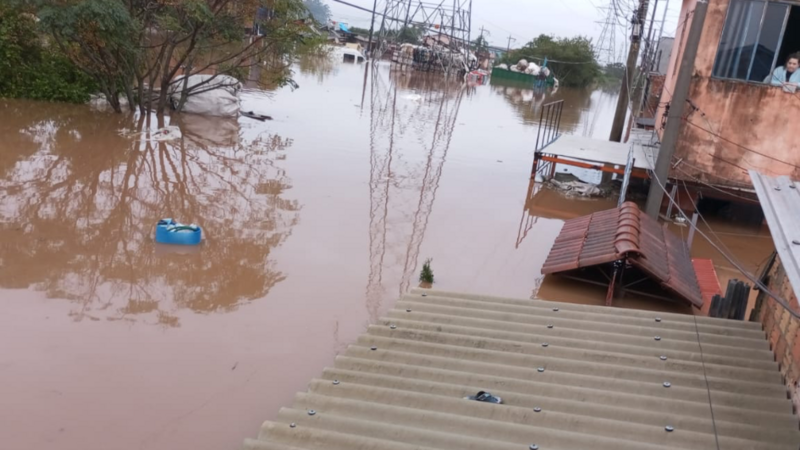 Reconstrução família Moraes - pós enchente 