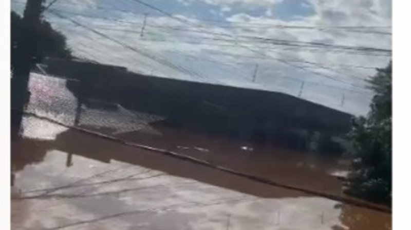 PERDEMOS  TUDO NA ENCHENTE (SÃO LEOPOLDO) 