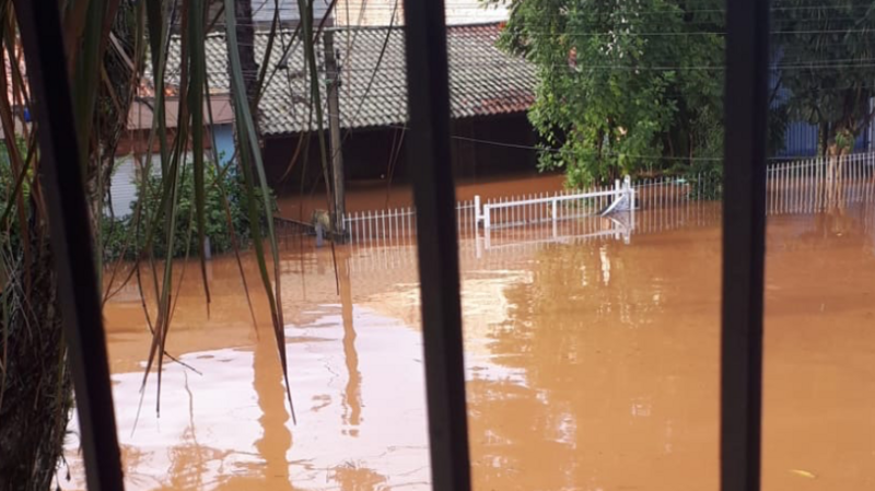 Ajude vítimas das enchentes do RS