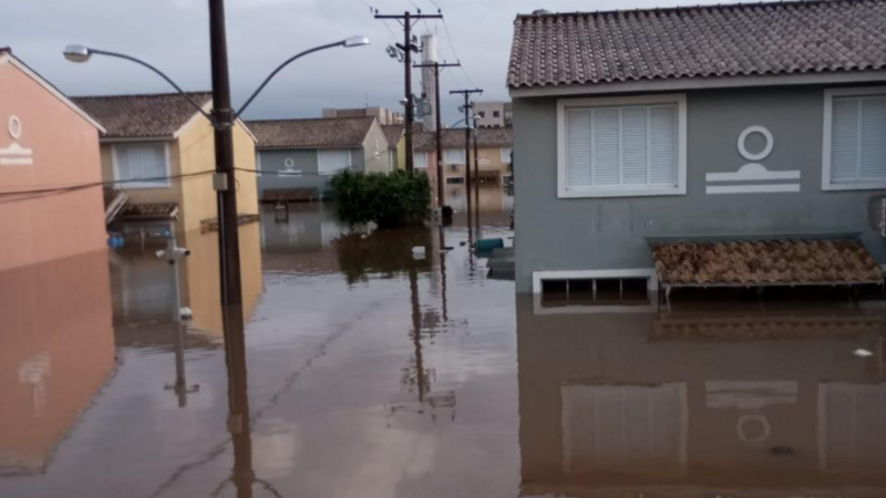 Ajude a minha família do RS a reconquistar o que perderam! 