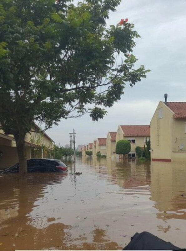 Família Andrade - Enchente Canoas RS