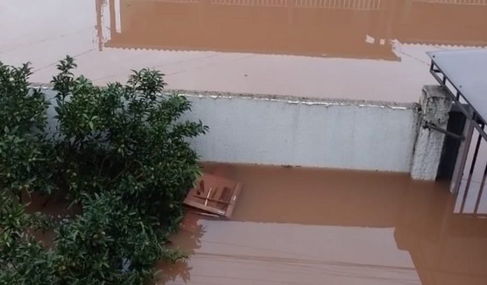 Sos enchente RS - ajude a reconstruir  a vida dos meus pais 
