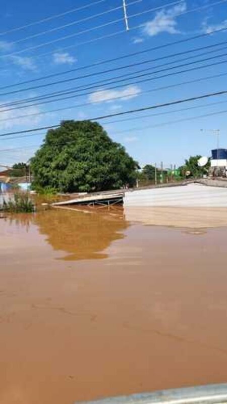 Para enchente da casa da minha mãe!