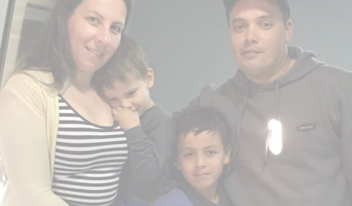  Ajude a minha prima a recomeçar a vida 