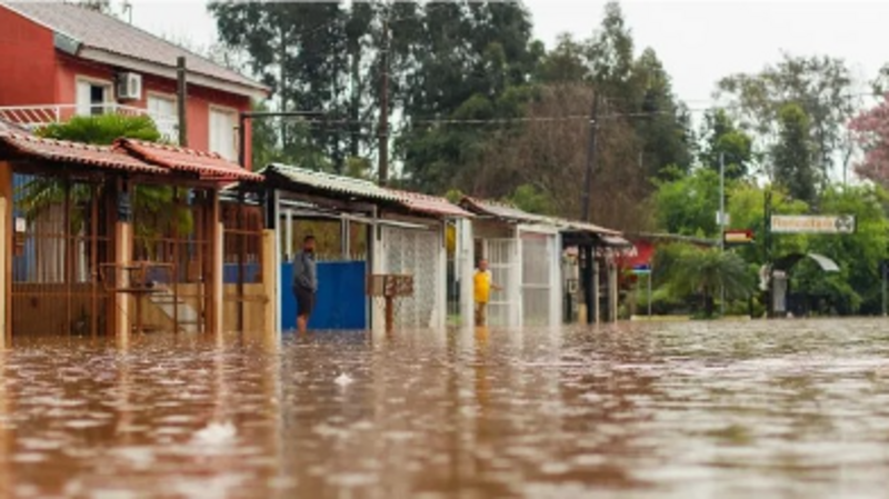 Ajudar o nosso amigo a reconstruir a sua casa da Catástrofe do RS