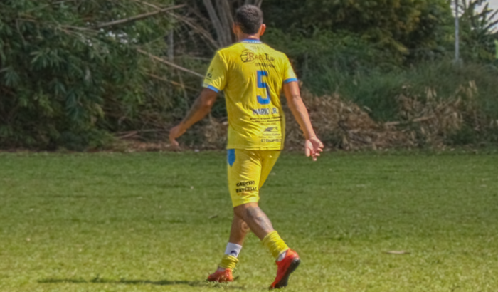 Ajude seu companheiro de time