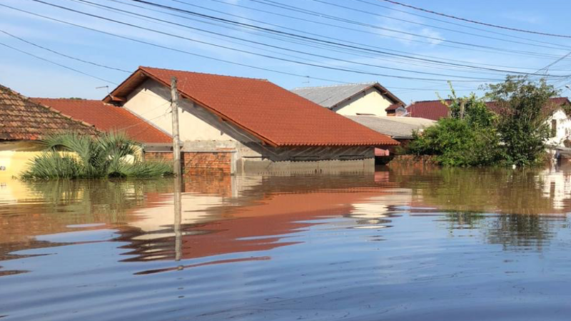 Ajuda para cobrir gastos da enchente! 