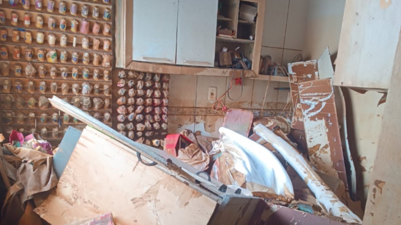 Ajude a reconstruir minha casa