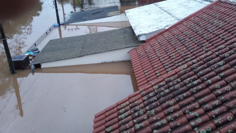 Me ajude, perdemos tudo na enchente do RS.