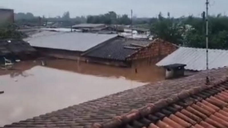 Apoio de donativos para o Família Motta no Rio Grande do Sul