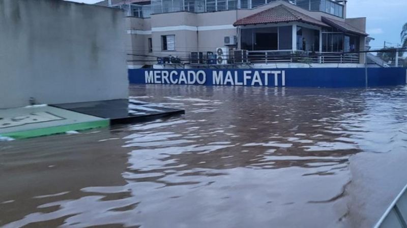 Ajuda para minha família, onde perdemos tudo na enchente em Canoas/RS