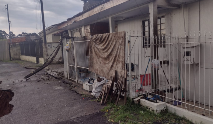 Perdeu a casa na enchente!