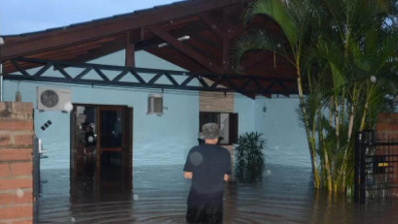 Ajuda para os moradores de Santa Cruz do Sul, RS