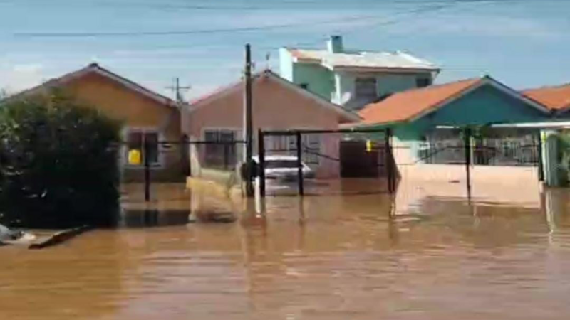 Apoio para 3 familiares de Lucas Mendes