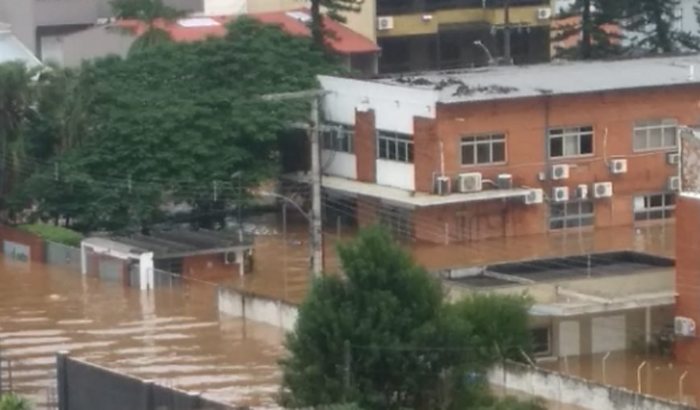 STE BSB e amigos ajudam STE Canoas