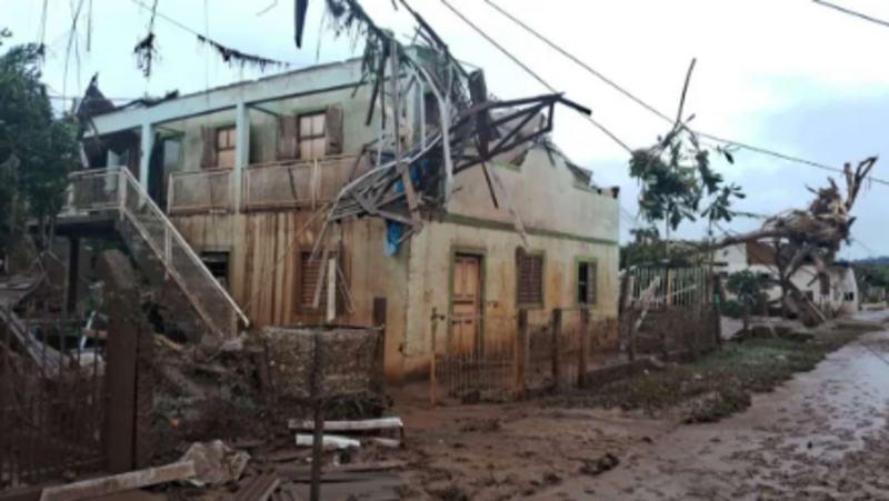 Ajuda a Família Prestes (Enchente RS)