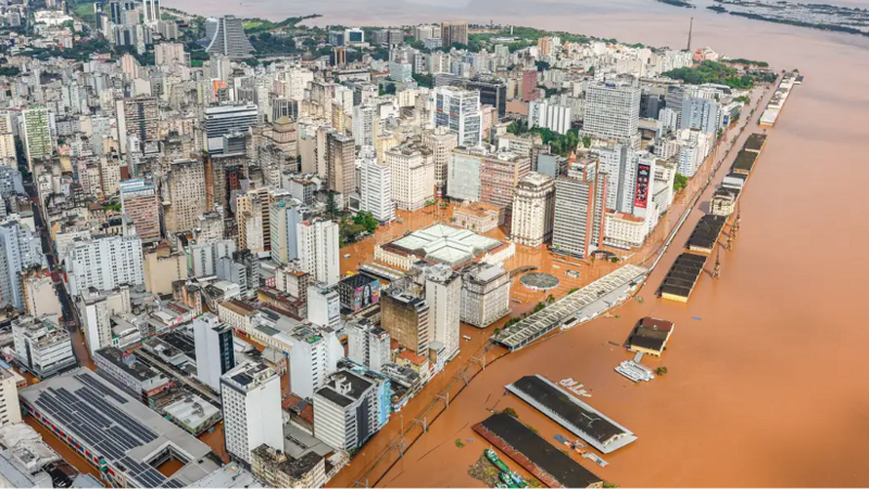 Apoio ao casal Ilse e Luiz Alberto : Enchente do Sarandi