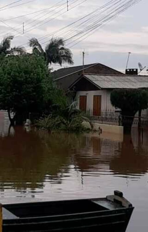 Ajude a reconstruir o lar da dona Zenaide